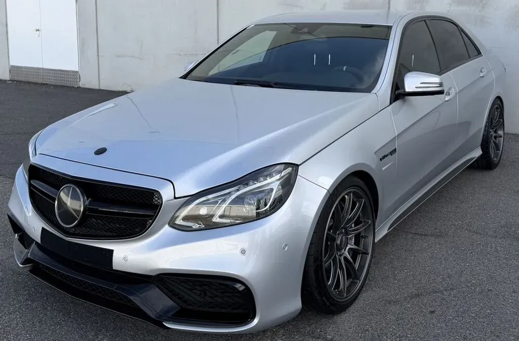 Mercedes-Benz Eklasse 2013 photo 3