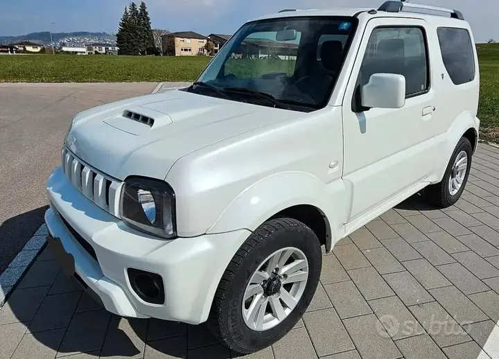 Suzuki Jimny 2014 photo 2