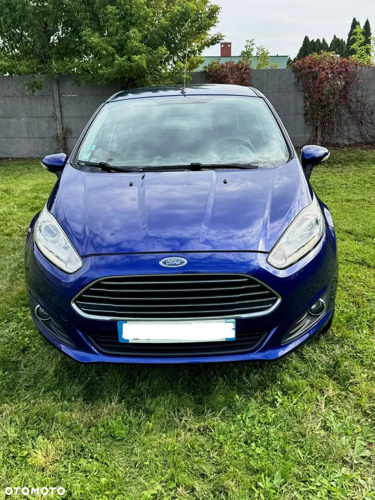 Ford Fiesta 2015 photo 2