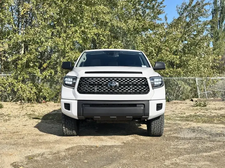 Toyota Tundra 2021 photo 2