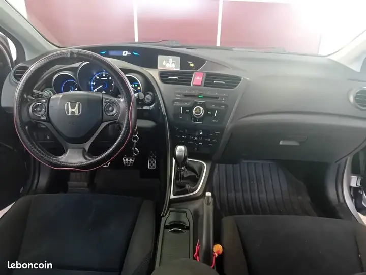 Honda Civic 2014 photo 3