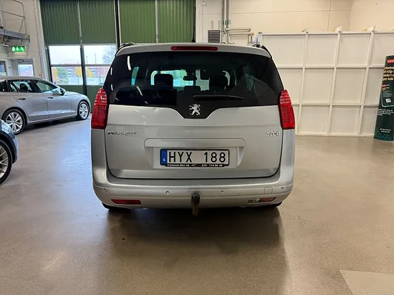 Peugeot 5008 2012 photo 3