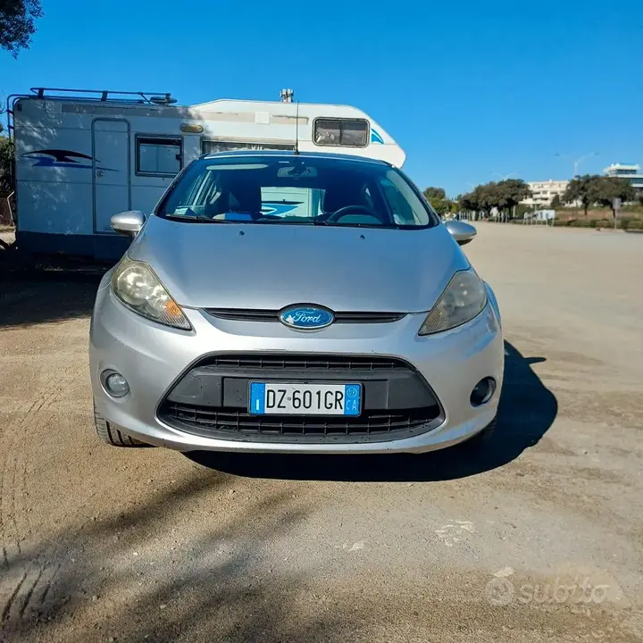 Ford Fiesta 2009 photo 3