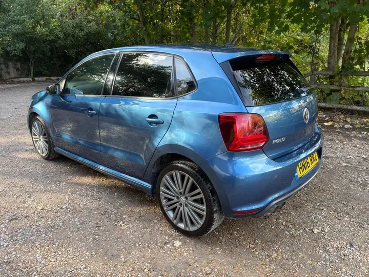 Volkswagen Polo 2016 photo 4