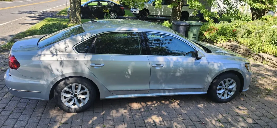Volkswagen Passat 2017 photo 2