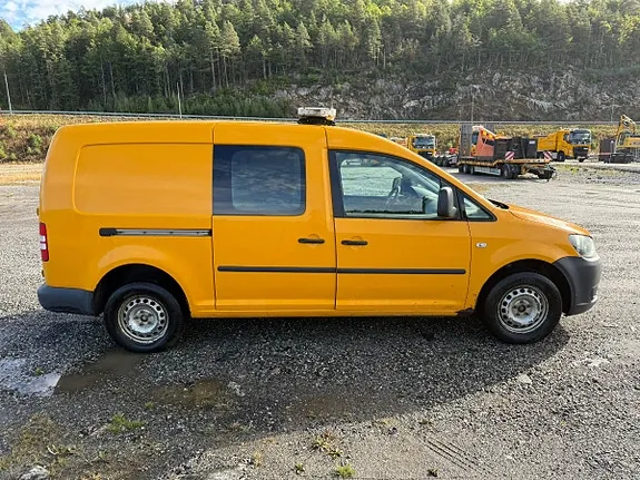 Volkswagen Caddy Maxi 2013 photo 5