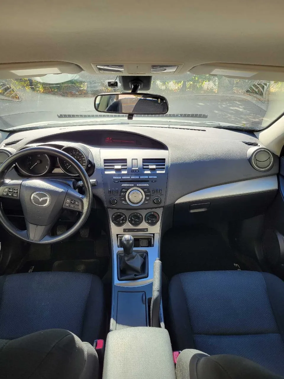 Mazda Mazda3 2010 photo 5