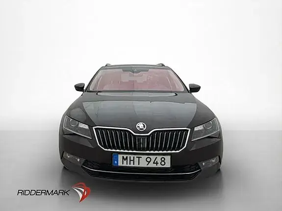 Skoda Superb 2016 photo 2