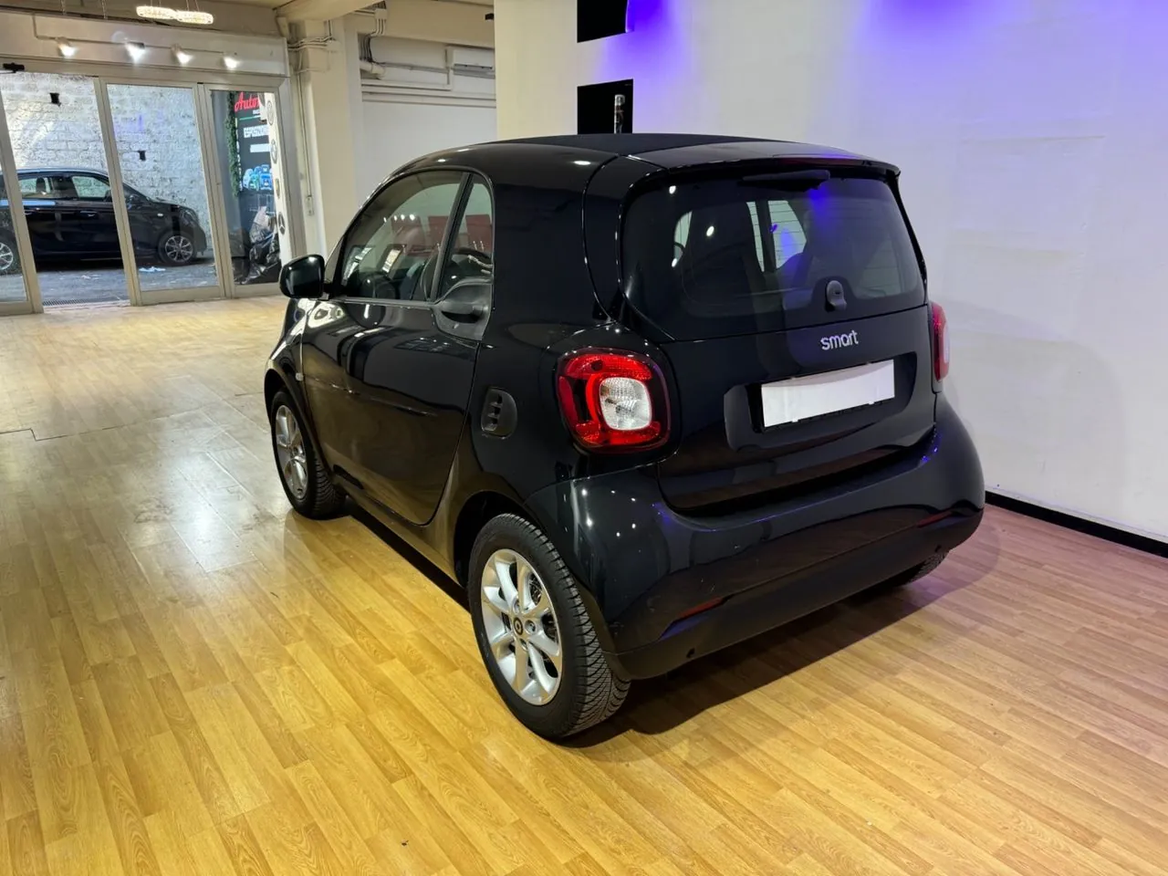 Smart Fortwo 2019 photo 3