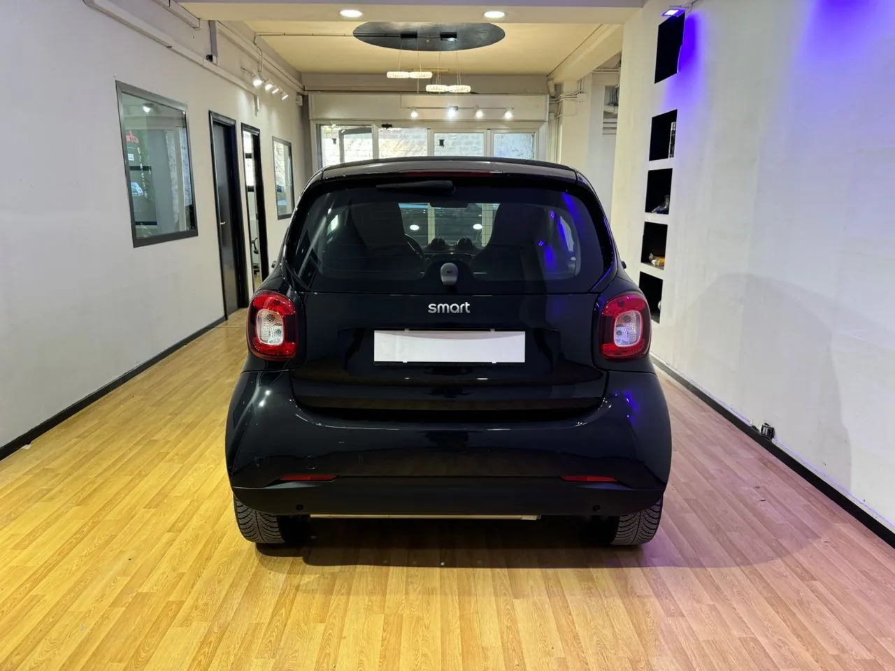 Smart Fortwo 2019 photo 4