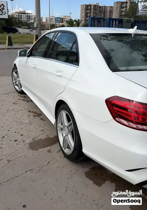 Mercedes-Benz E-Class 2014 photo 4