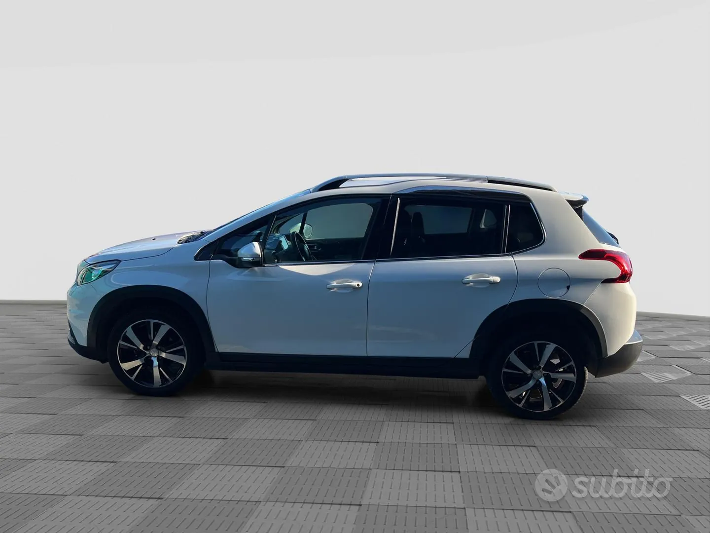Peugeot 2008 2017 photo 2