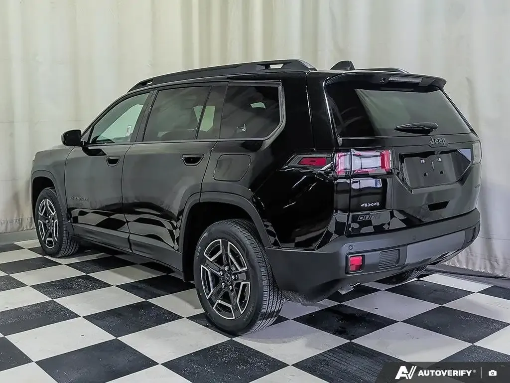 Jeep Cherokee 2026 photo 5