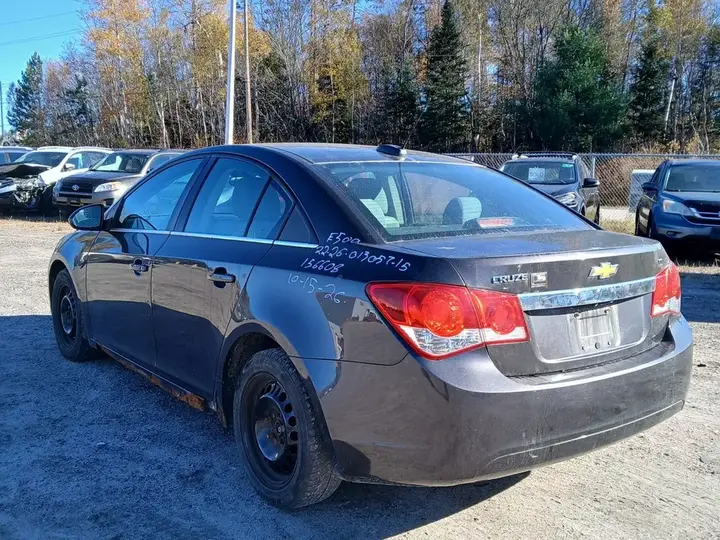 Chevrolet Cruze 2015 photo 4