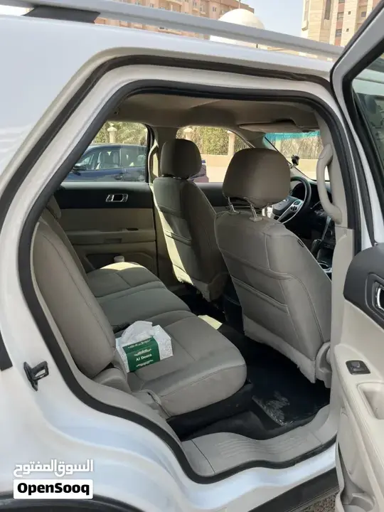 Ford Explorer 2013 photo 4