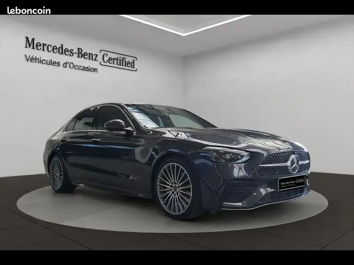 Mercedes-Benz C-Class 2024 photo 3