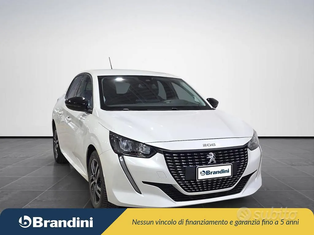 Peugeot 208 2022 photo 4