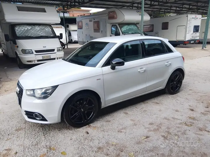 Audi A1 2012 photo 3