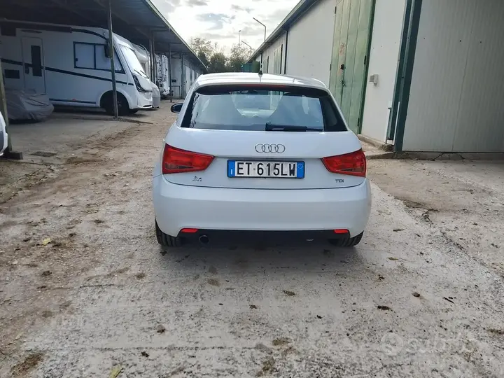 Audi A1 2012 photo 5