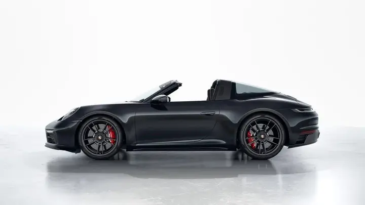 Porsche 911 photo 2