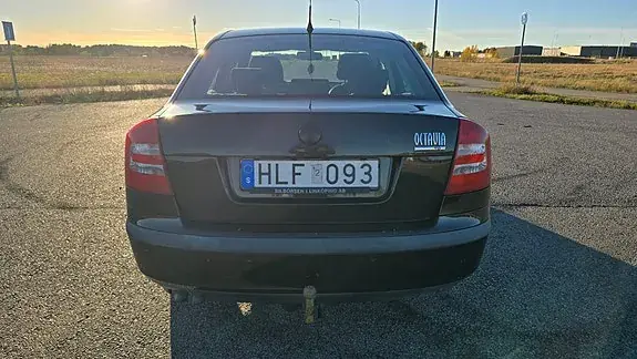 Skoda Octavia 2008 photo 4