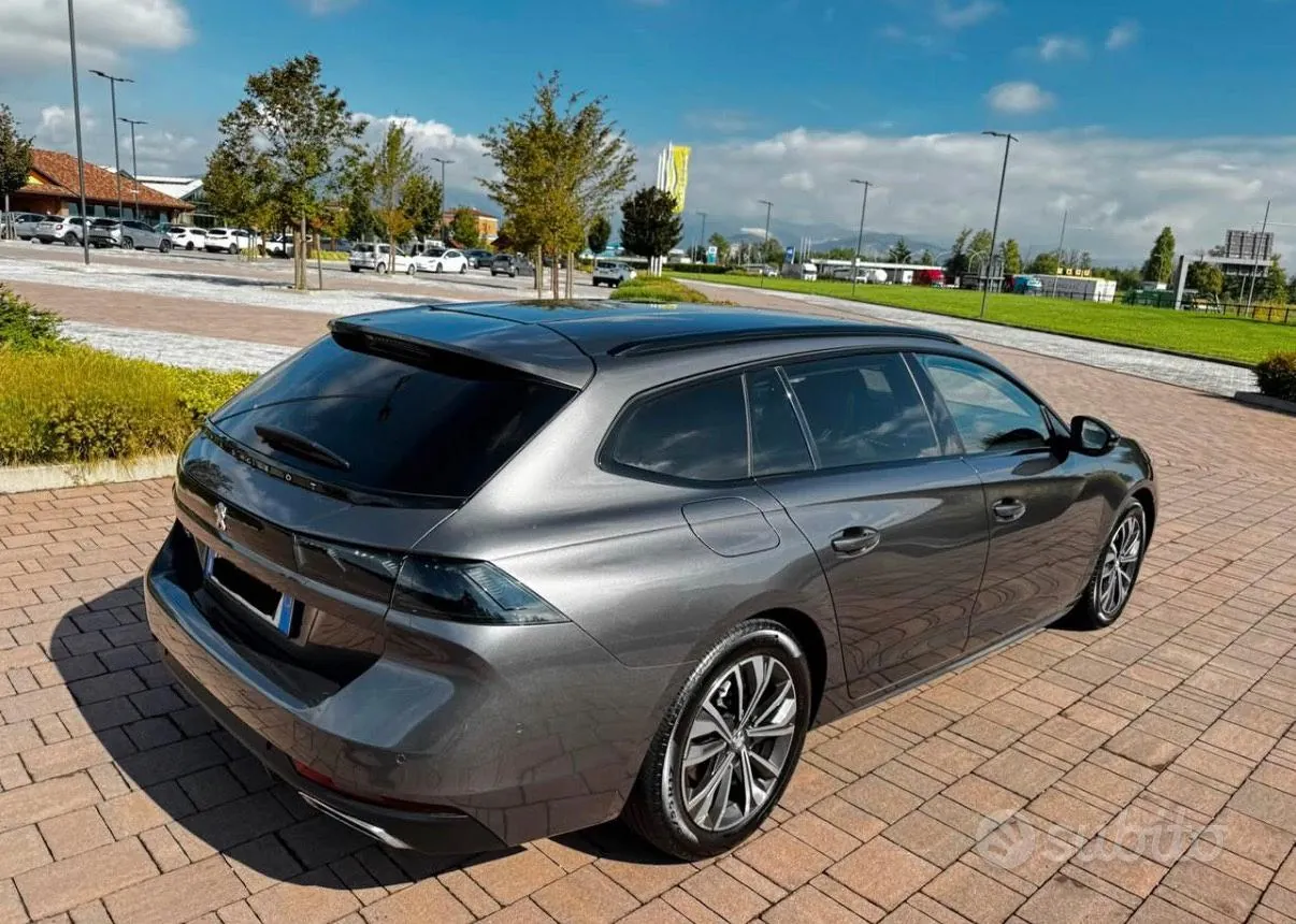 Peugeot 508 2022 photo 3