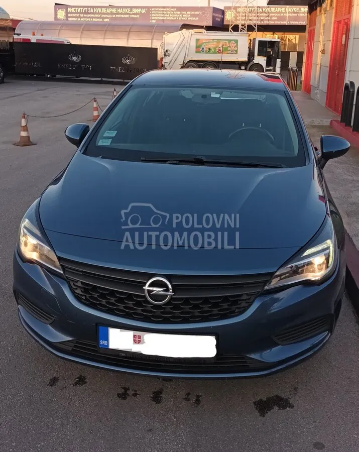 Opel Astra K 2016 photo 4