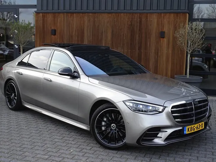 Mercedes-Benz S-Class 2024 photo 2