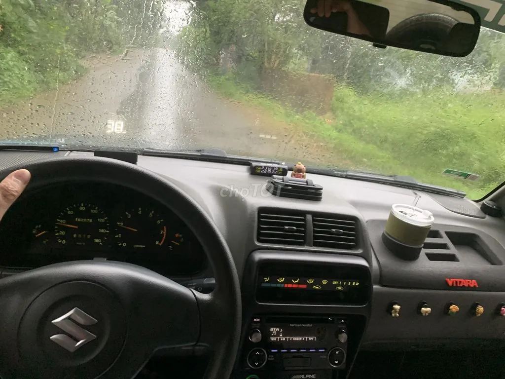 Suzuki Vitara 2005 photo 2