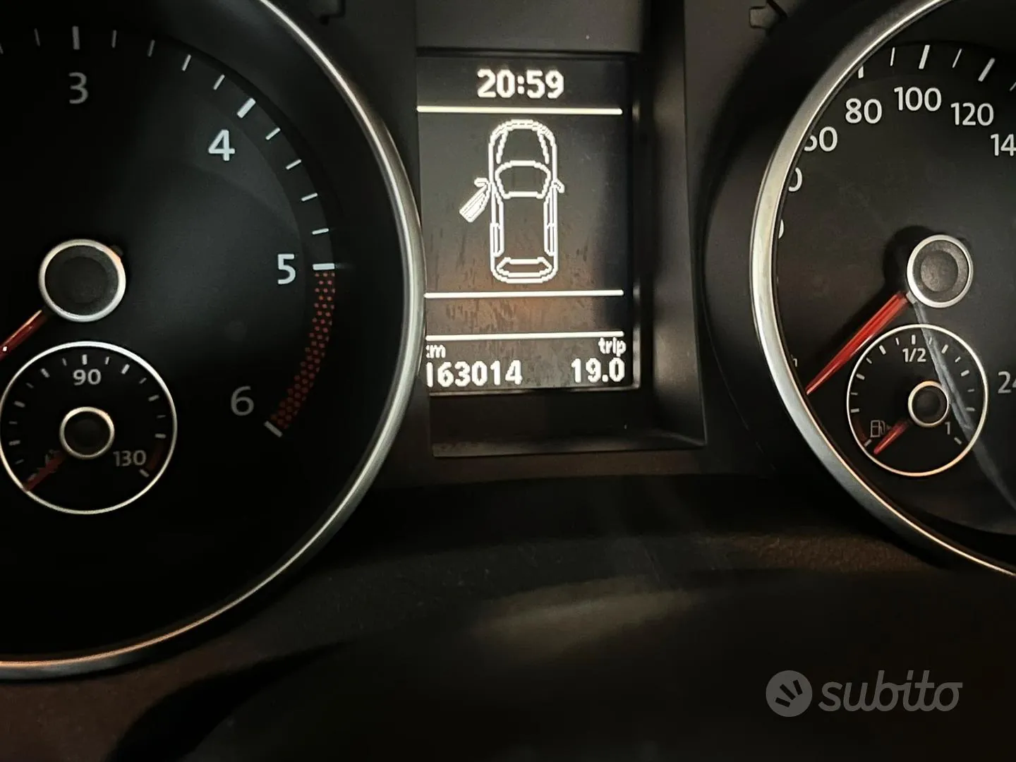 Volkswagen Golf 2010 photo 5