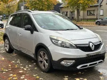 Renault Scénic 2013 photo 2