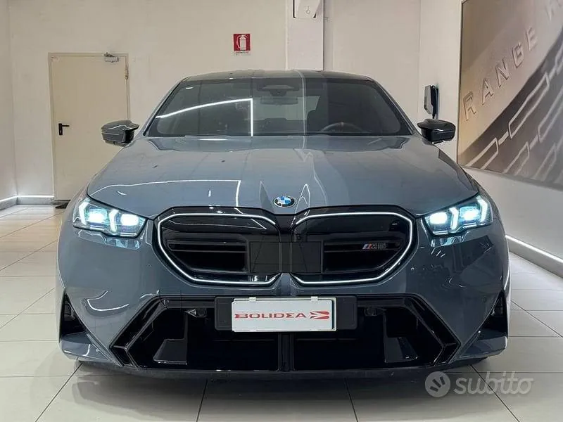 BMW M5 2025 photo 2