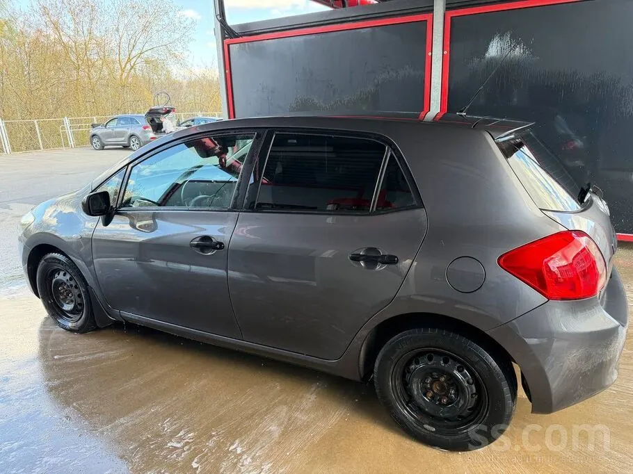 Toyota Auris 2008 photo 5