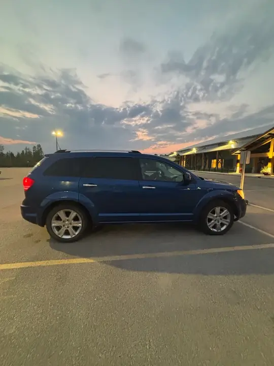 Dodge Journey 2010 photo 4