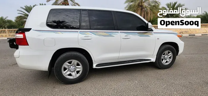 Toyota Land Cruiser 2014 photo 4