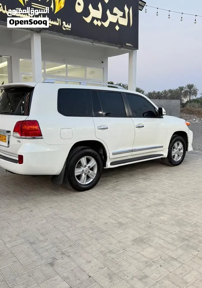 Toyota Land Cruiser 2014 photo 5