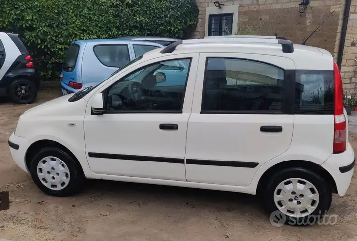 Fiat Panda 2011 photo 4