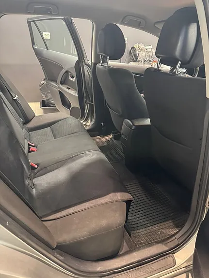 Toyota Avensis 2009 photo 5