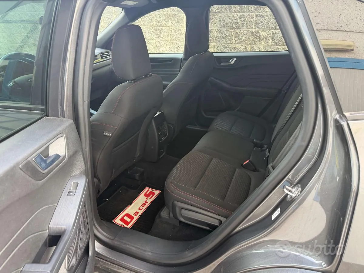 Ford Kuga 2022 photo 4