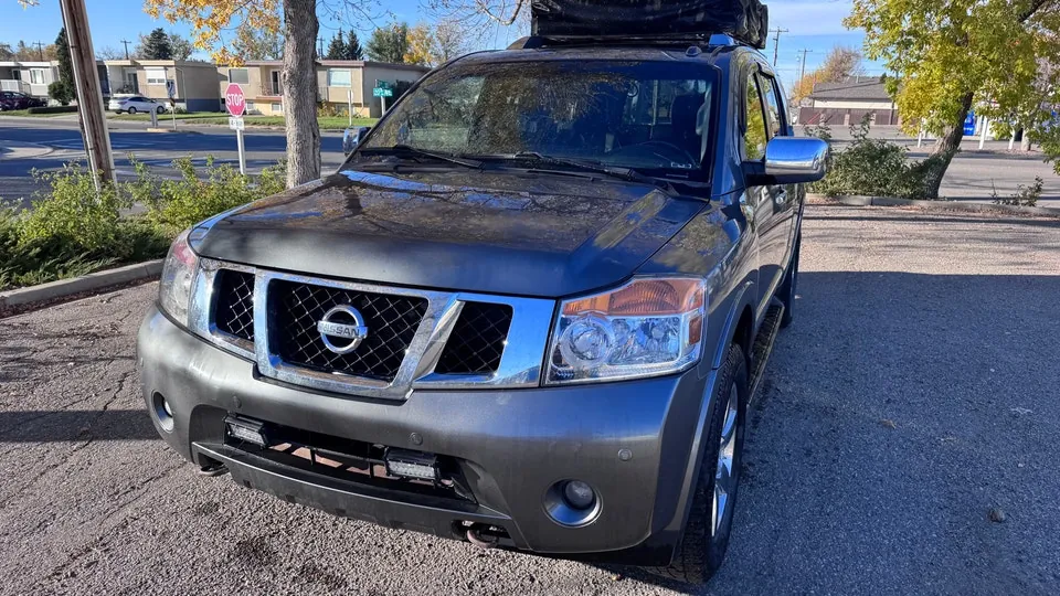 Nissan Armada 2014 photo 2