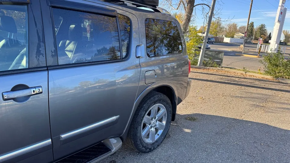 Nissan Armada 2014 photo 5