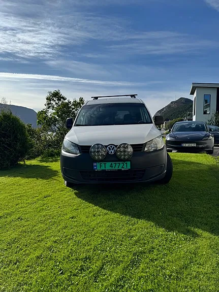 Volkswagen Caddy Maxi 2015 photo 2