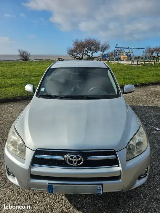 Toyota Rav4 2009 photo 5