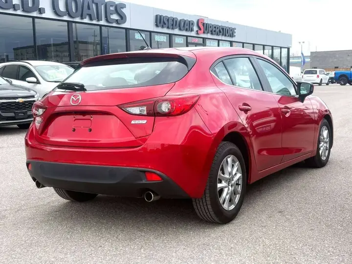 Mazda 3 2015 photo 4