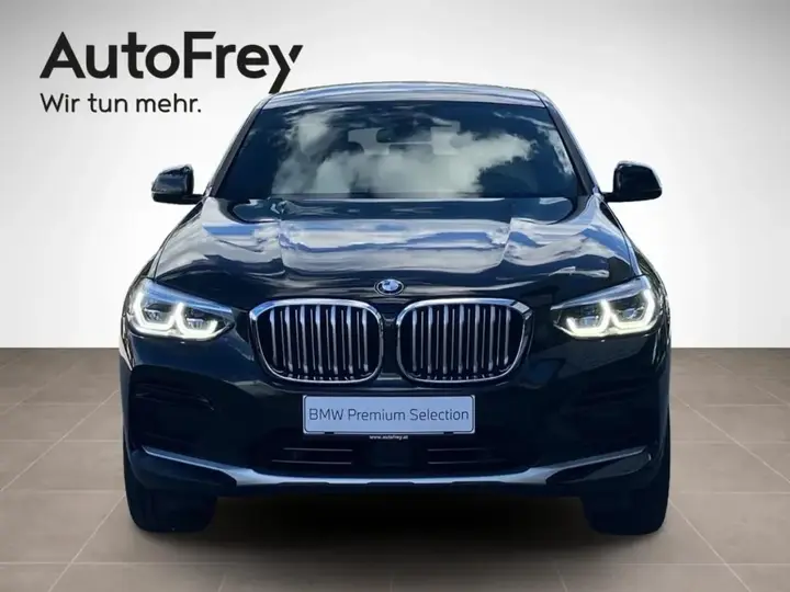 BMW X4 2021 photo 2