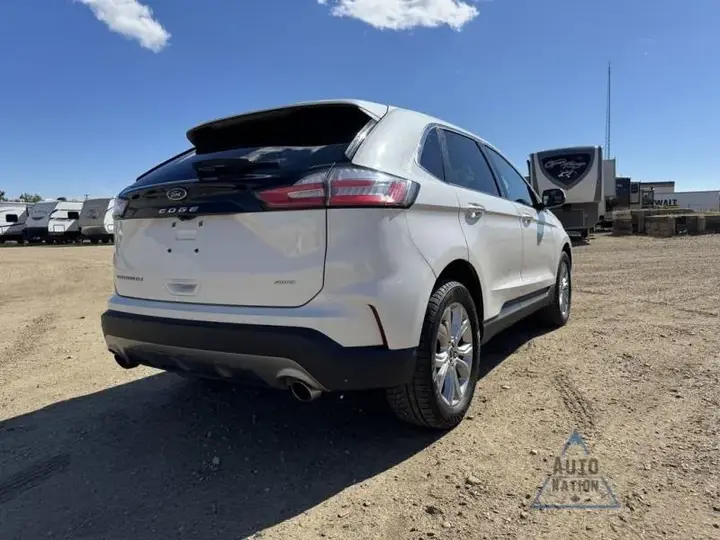 Ford Edge 2022 photo 3