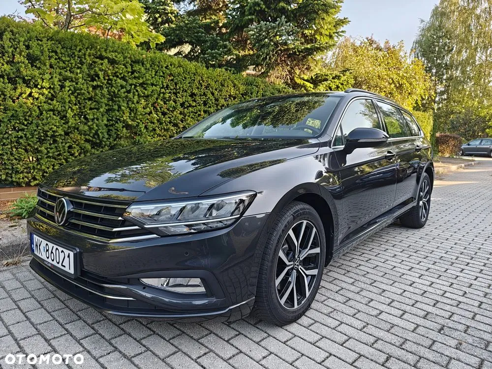 Volkswagen Passat Variant 2023 photo 2