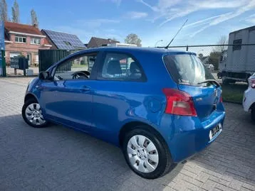 Toyota Yaris 2006 photo 3