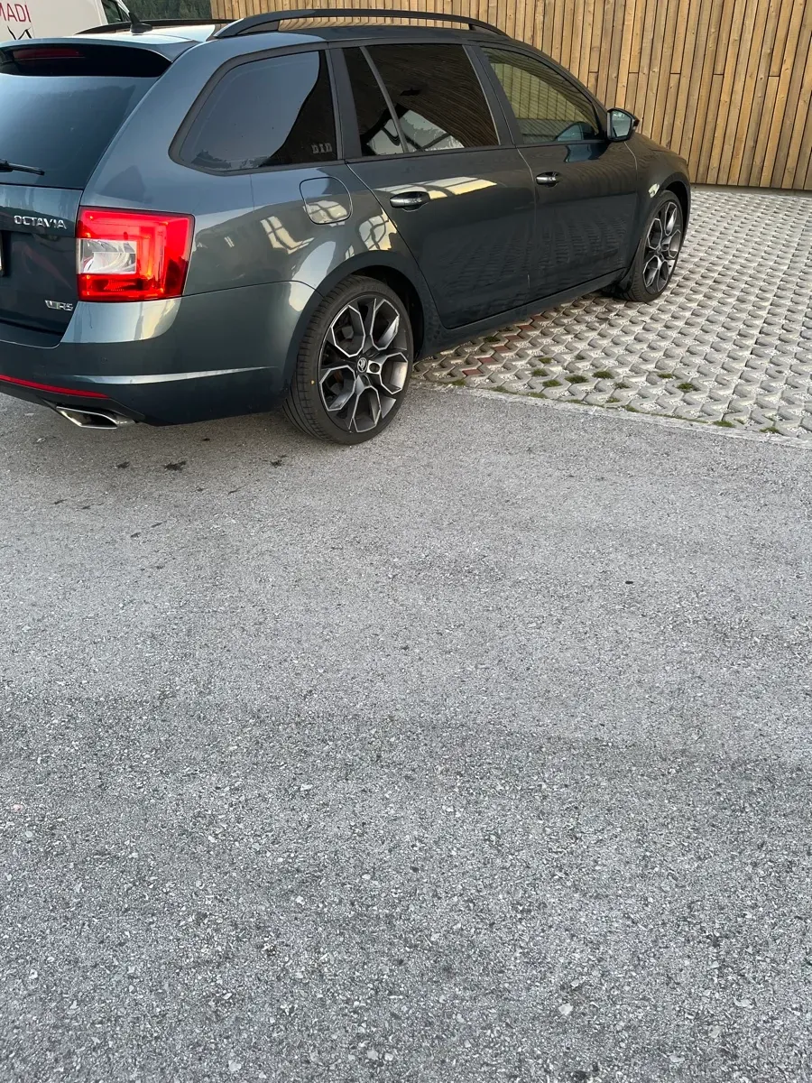 Skoda Octavia 2016 photo 3