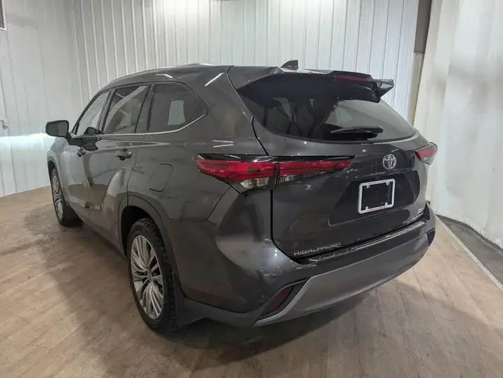 Toyota Highlander 2022 photo 5